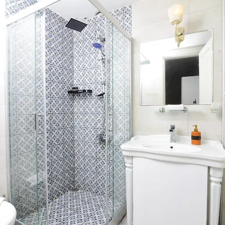 Sultys Koeyici Otel *