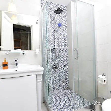 Sultys Koeyici Otel *